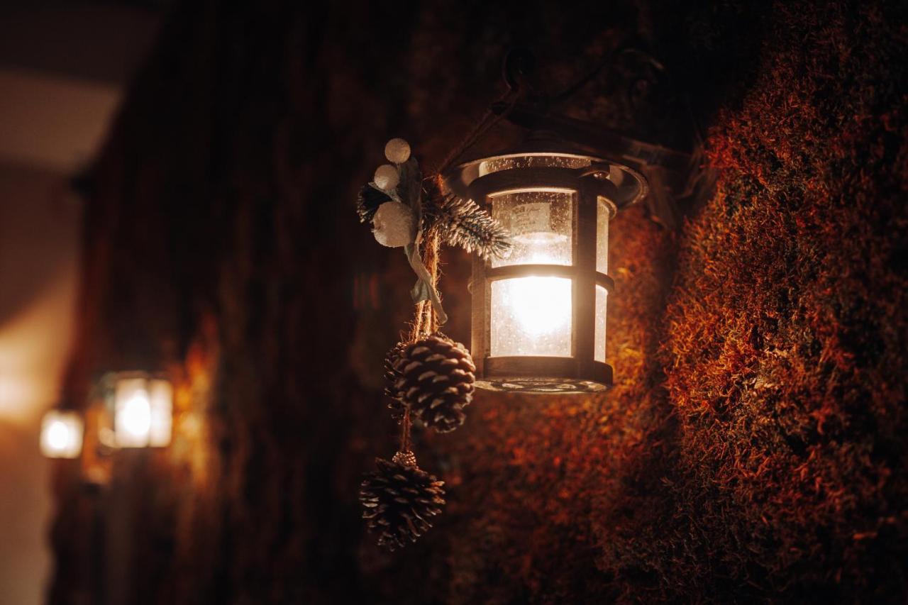 Tree Hotel Корча Екстер'єр фото
